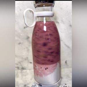 Portable Blender wireless convenient 40 second quick fresh blend